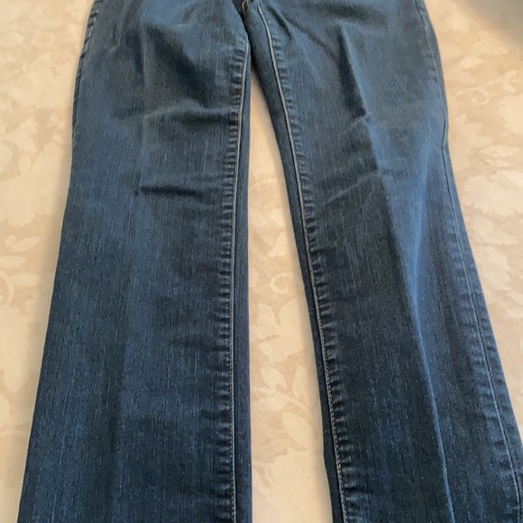 Eddie Bauer Straight Leg Jeans - 8 Petite - Picture 6 of 6